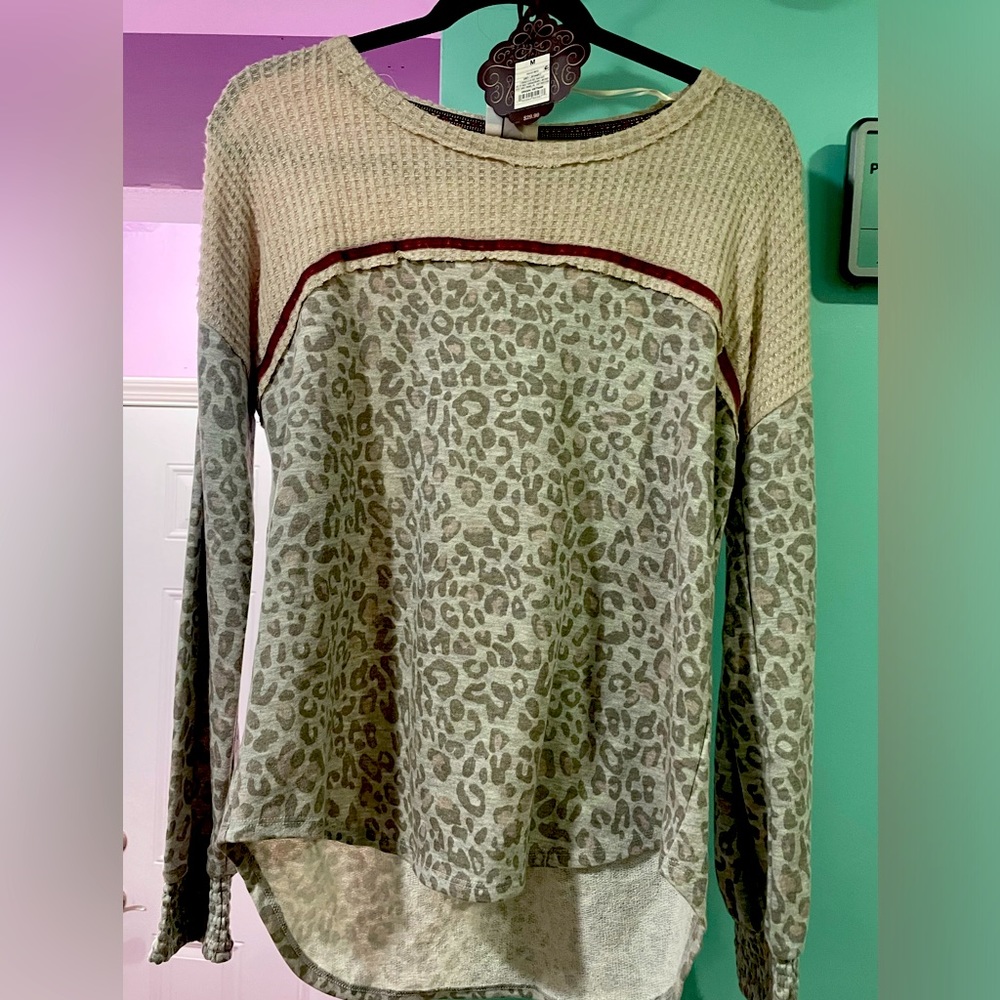 NWT long sleeve brown thermal t-shirt